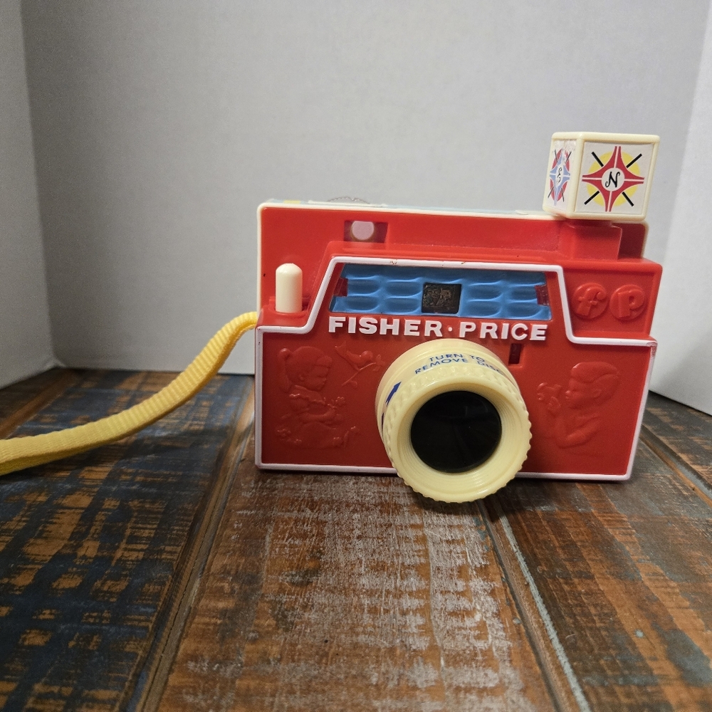 Fisher-Price Changeable Picture Disc Camera Red and Cream Kids' Camera Vintage